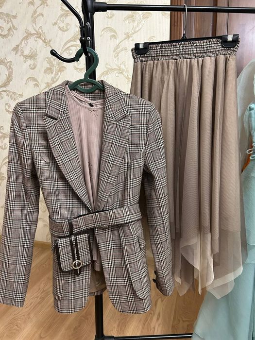 Вечерние платья для девушек