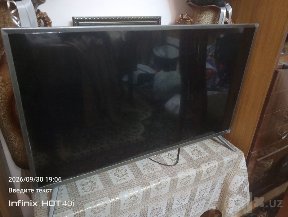 Samsung televizor 43 dyumli