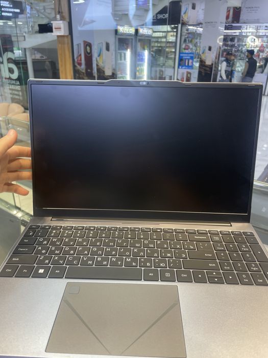 Ноутбук мощный для оффиса 16/512