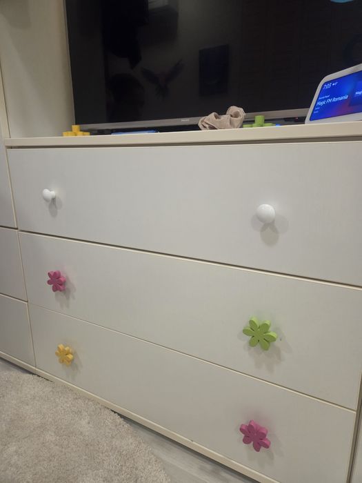 Мебелни дръжки цветя