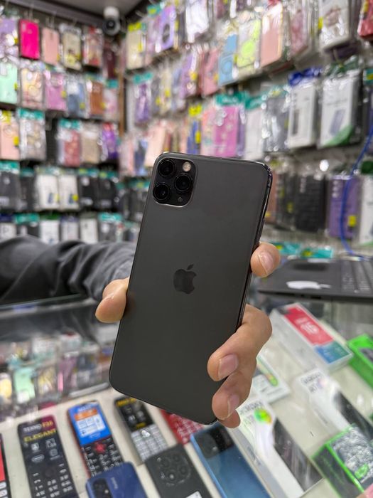 Srochni Iphone 11 pro max | 64 GB | 270$
