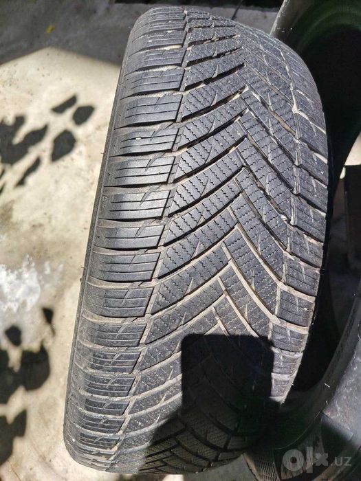 Балон сотилади срочно 215.55. R17.  БУ. Холати  яхши