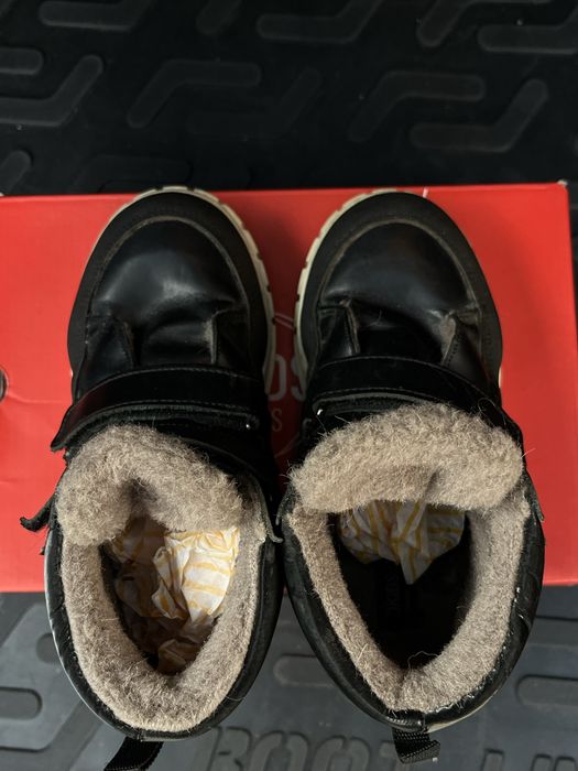 Ботинки черные, детские