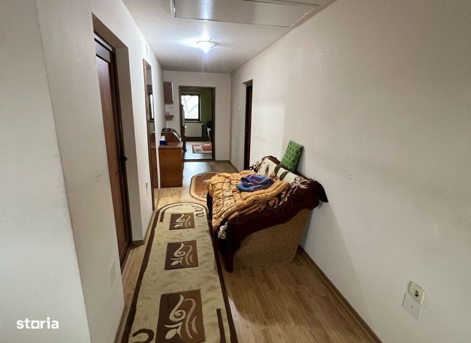 Casa 4 camere Valea Adanca , 200 metri Cod:158244