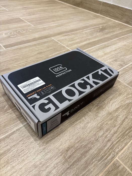 Еърсофт пистолет Glock 17 Gen4 6mm