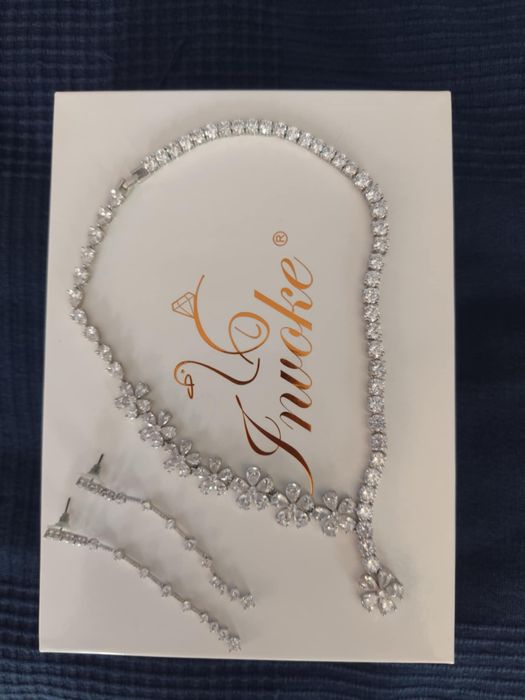 Комплект колие, обеци и гривна Invoke подходящи за официално събитие