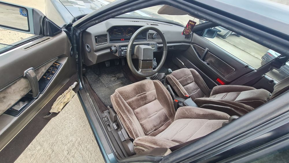 MITSUBISHI Sapporo 1986 — imagine 5