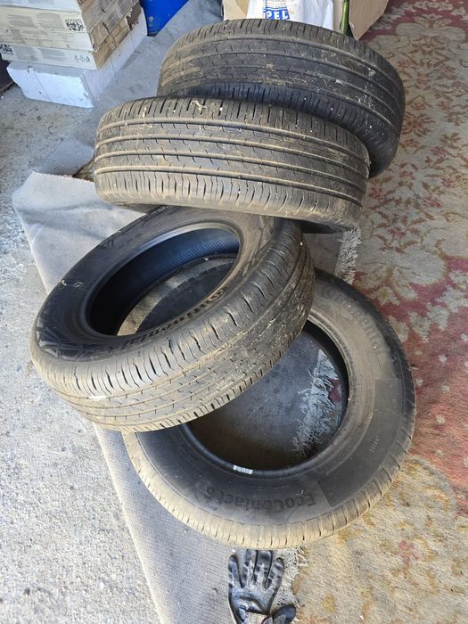 Vand cauciucuri originale Dacia Continental R16