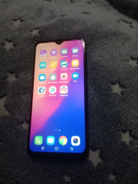 Продам телефон Vivo Y12