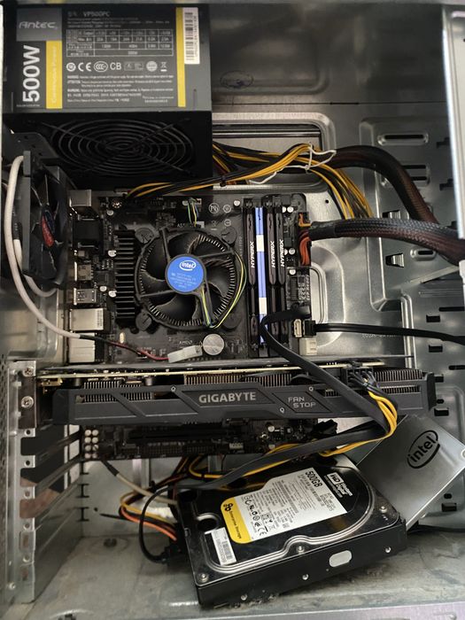 Компютър за лек гейминг