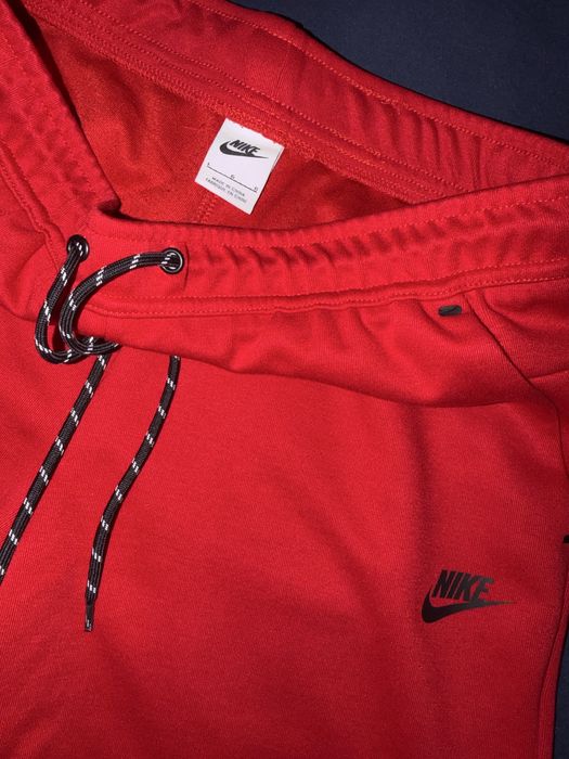 Мъжки панталони Nike Tech Fleece