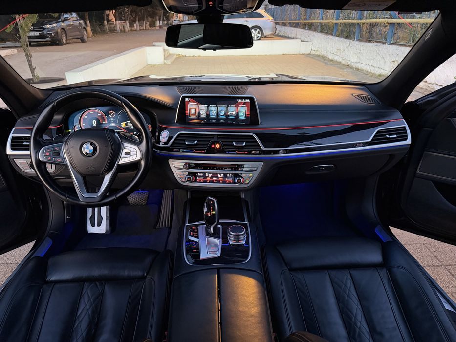 BMW 7 Series 2018 — imagine 5