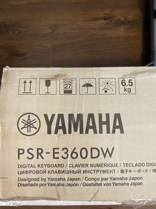 YAMAHA MUSIC-PSR-E360 Dark Walnut-синтезатор