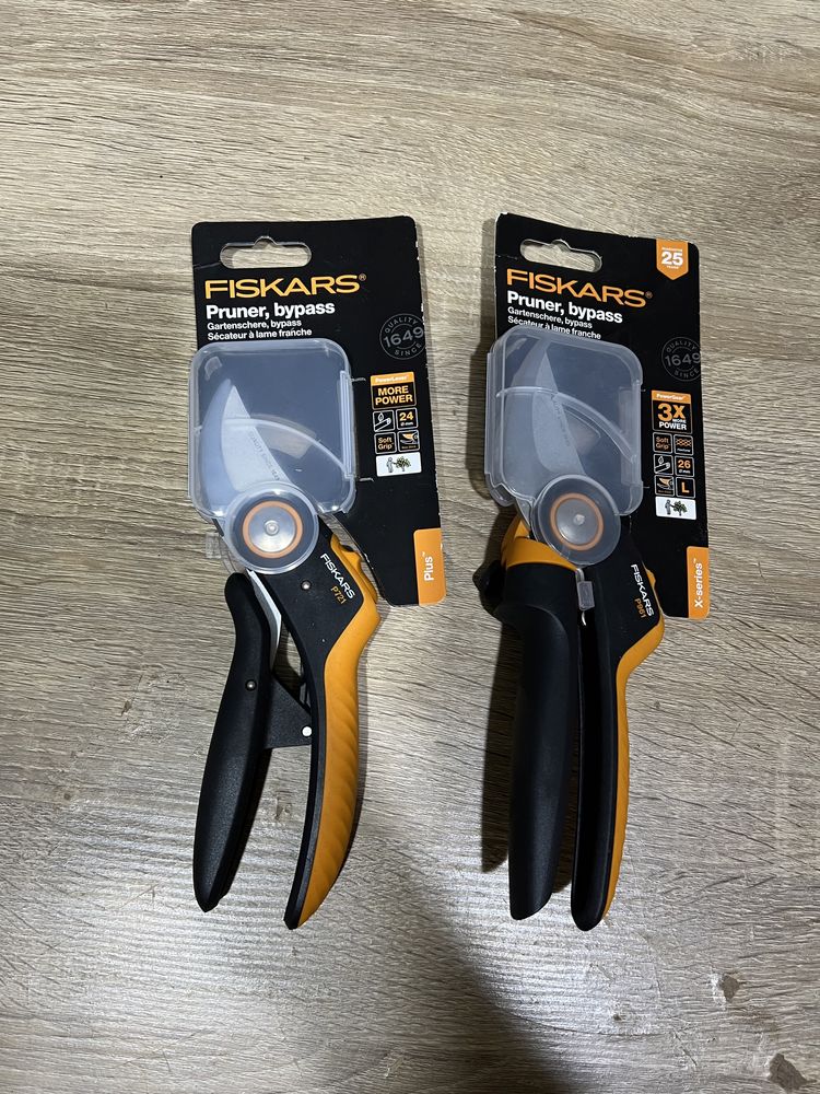 Foarfeca de gradina Fiskars P961 Craiova • OLX.ro