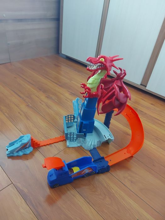 Pista de joaca Mattel, Hot Wheels Dragon