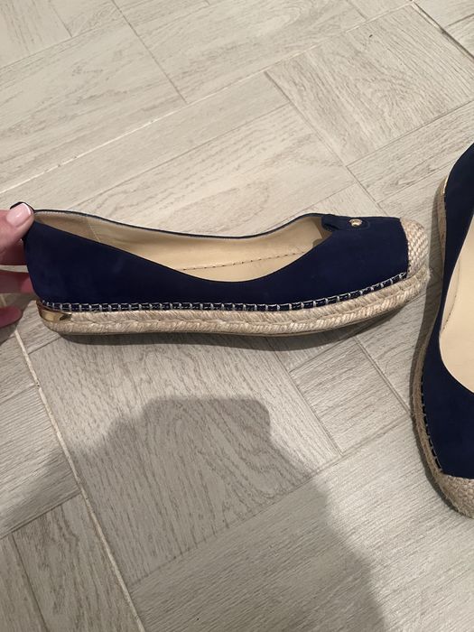 Продам обувь stuart weitzman  37 размер