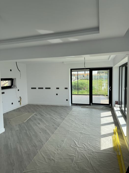 Casa + garaj si beci de vanzare in Curtea de Arges - strada Valea Danului