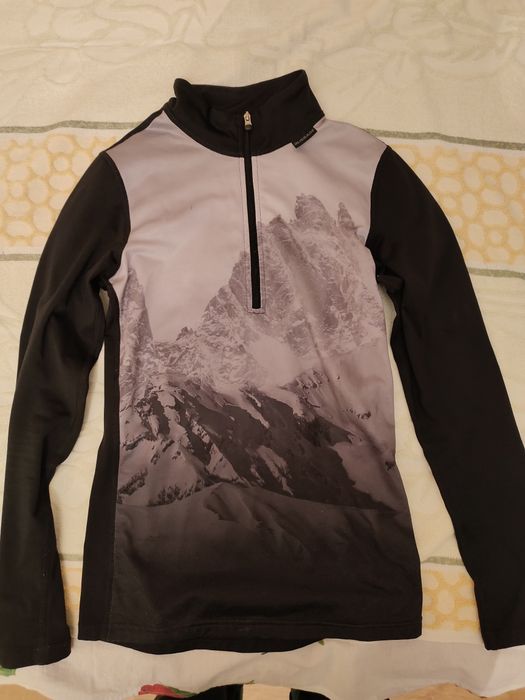 Продам спортивную  кофту  Glissade р. 42, S