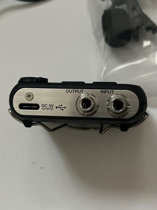 Zoom f2 Петличный микрофон