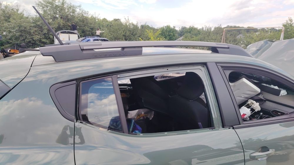 Bara Longitudinala stanga sau dreapta Dacia Sandero Stepway 3