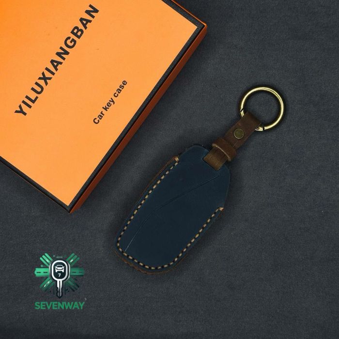 Кожаный чехол для пульта BMW   от «Sevenway»