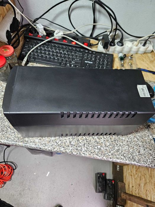 Ups SPS PRO 1500i aproape nou