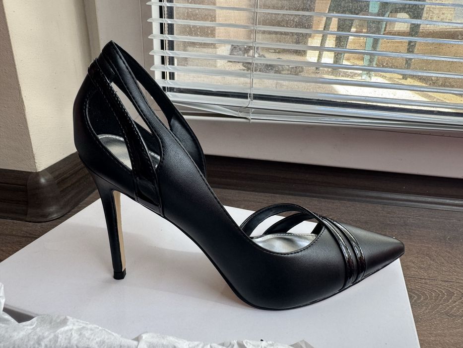 Nine West елегантни обувки на ток