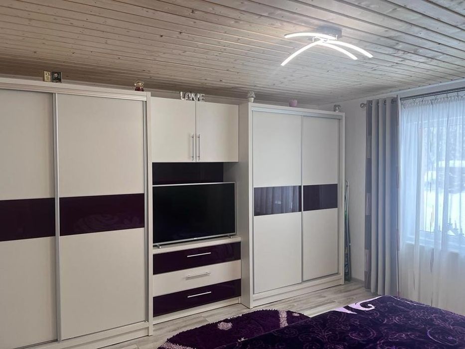 Casa de vanzare sau afacer în turism ,15000 metri pătrați teren în jur