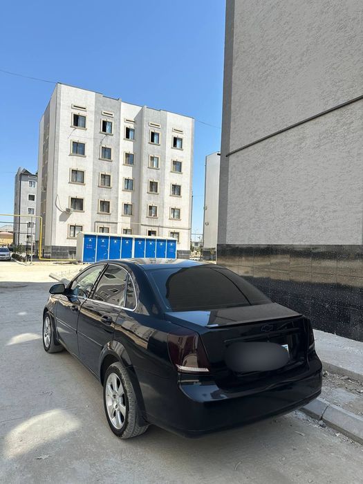 Lacetti gentra qilingan