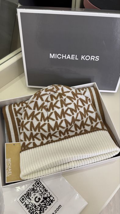 Michael kors комплект шарф и шапка