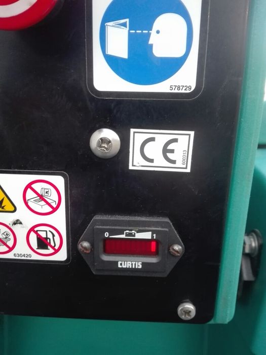 Подополираща машина Tenannt 2550/ 36V Полиране Всички Настилки