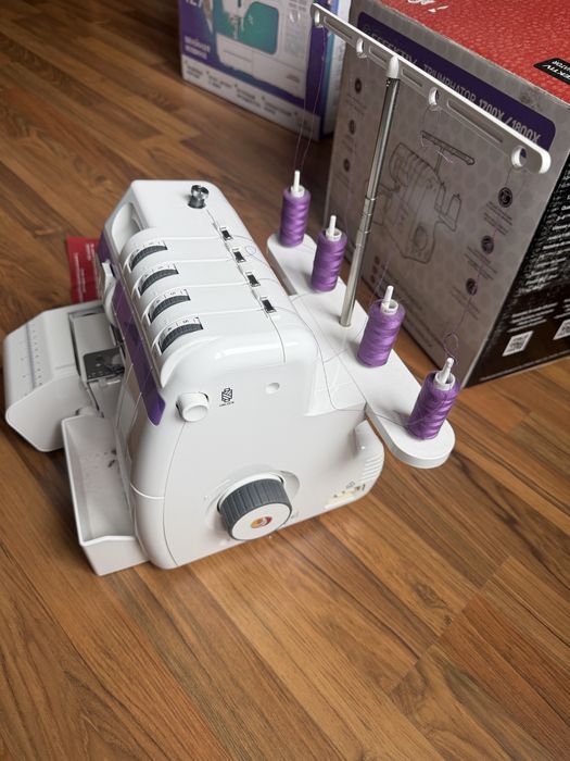 Оверлок Effektiv Triumphator 1800X.