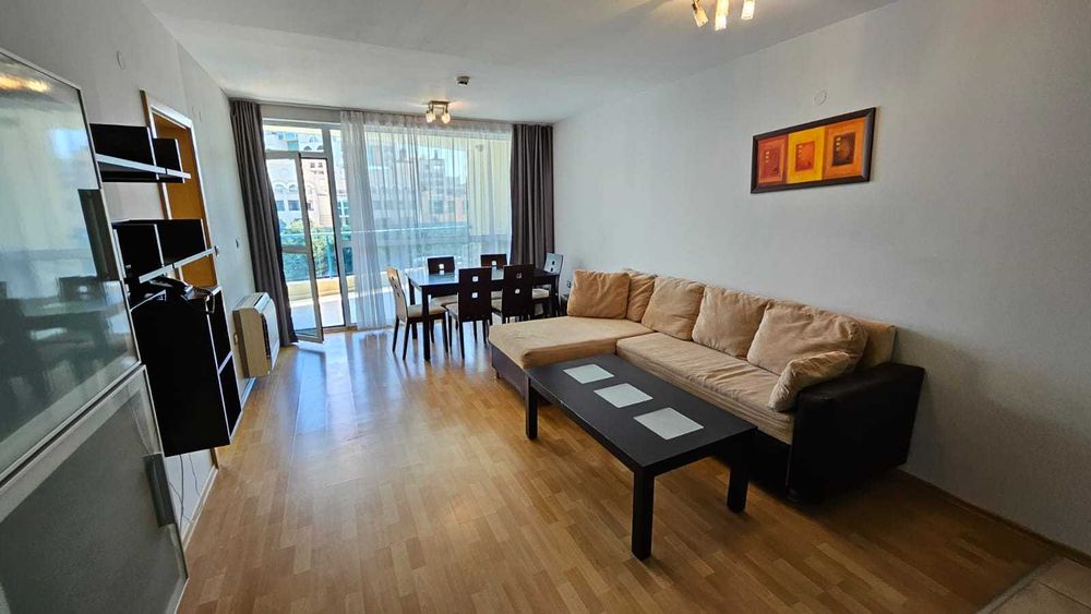 Тристаен апартамент с паркомясто в Поморие