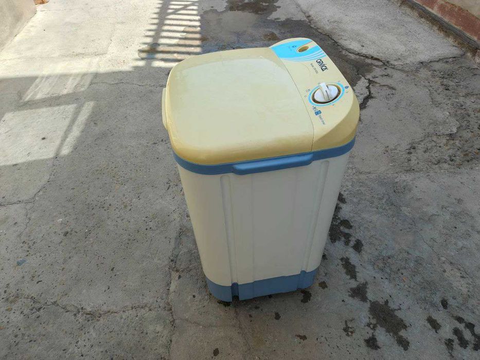 Кир ювиш машиналари сотилади. Ҳолати IDEAL