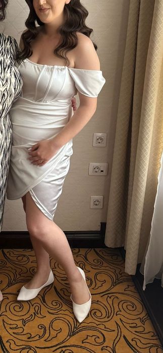 Rochie albă scurtă