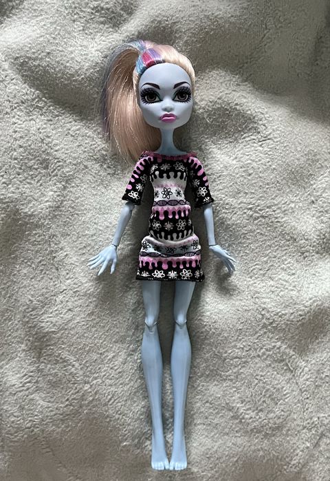 кукла Monster High