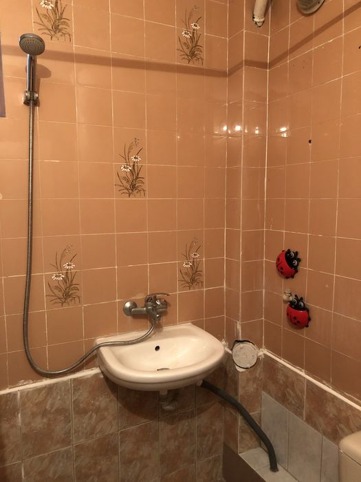 Дава се под наем Тристаен апартамент в Варна, Спортна зала - 75 кв.м за 382.5 € - Снимка #8