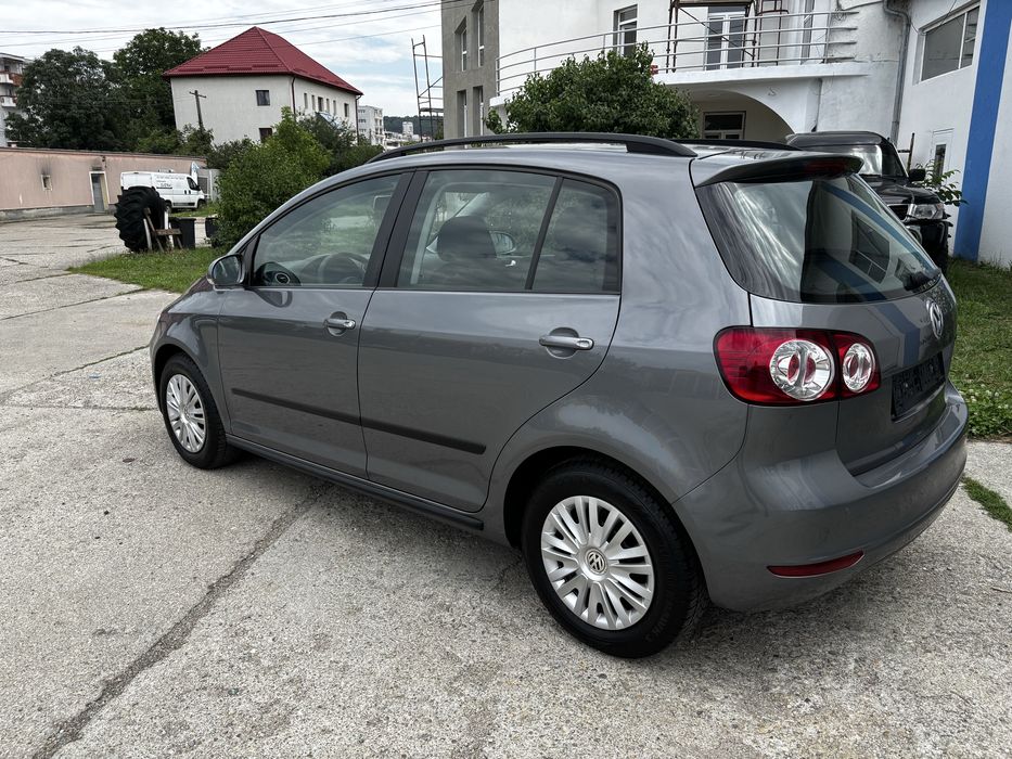 Volkswagen 6 plus 1.4 benzina euro 5 an 2012