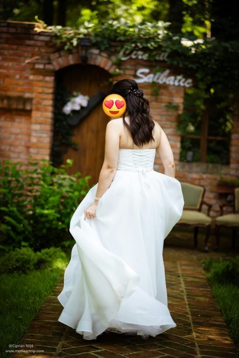 Rochie de mireasă rafinată
