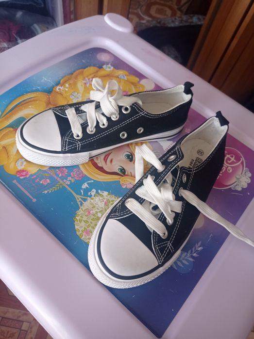 Продаю детские вещи