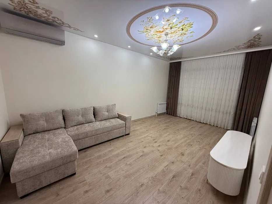 Юнусабад 2х комн 1/7 ТРЦ High Town Mall Аренда евро квартира 129*