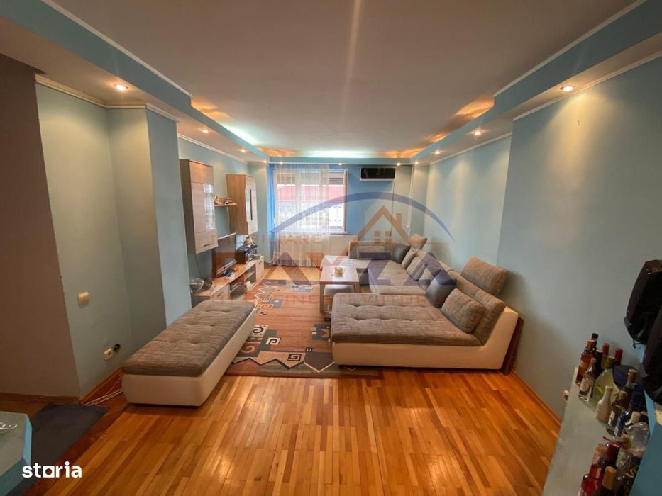 Strada Vasile Alecsandri apartament 4 camere, 93 mp utili, garaj
