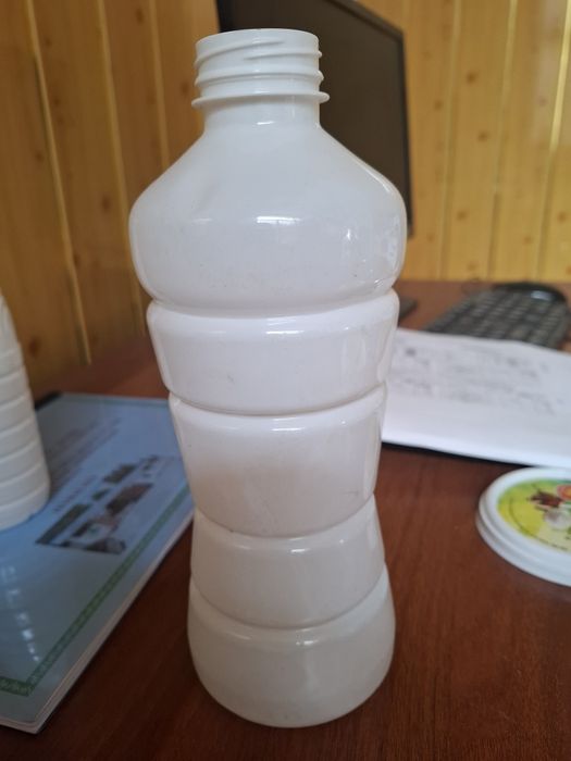 Kefir uchun idishlar 1,5 va 1 litrli