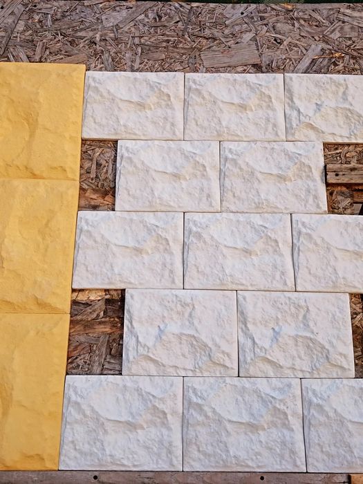 Plăci decorative fabricate din ciment alb pentru placări exterioare