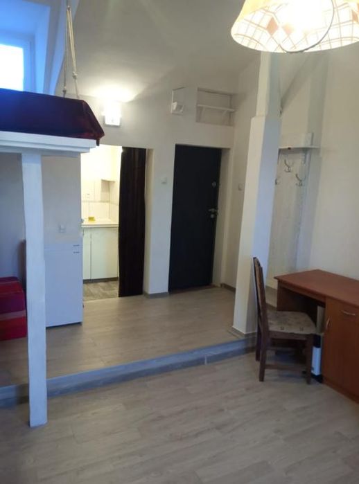 Дава се под наем Едностаен апартамент в София, Оборище - 20 кв.м за 350 € - Снимка #2