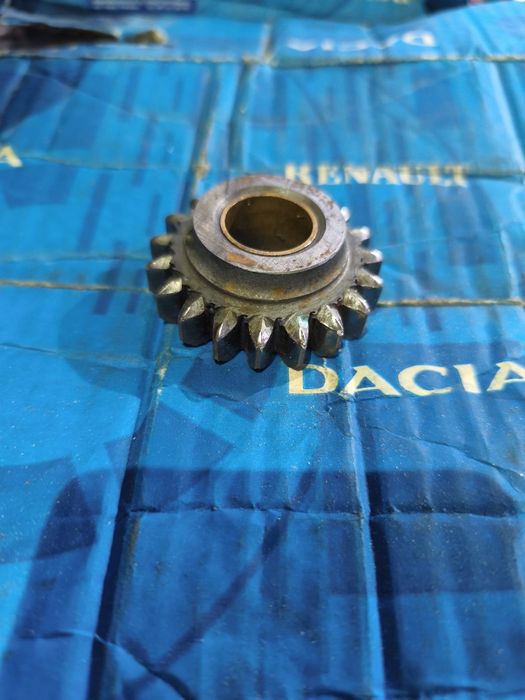 Pinion marșarier Dacia papuc sau 1310