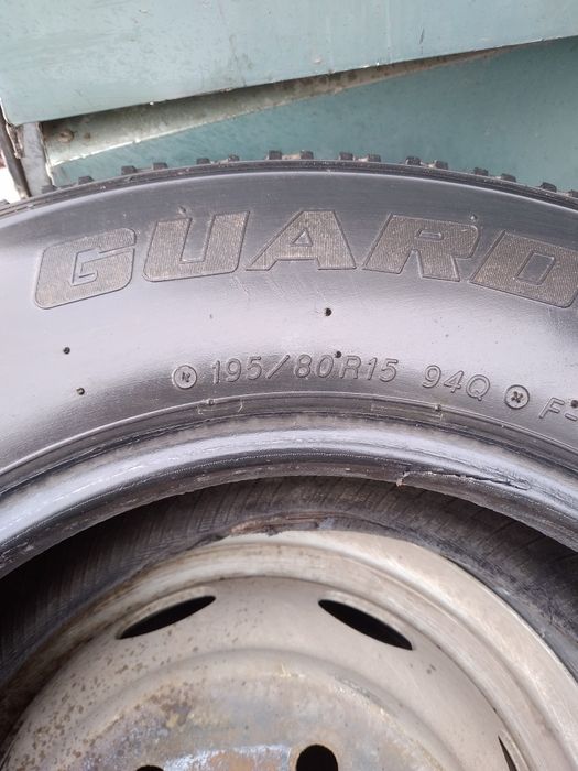 195/80/15 две шины