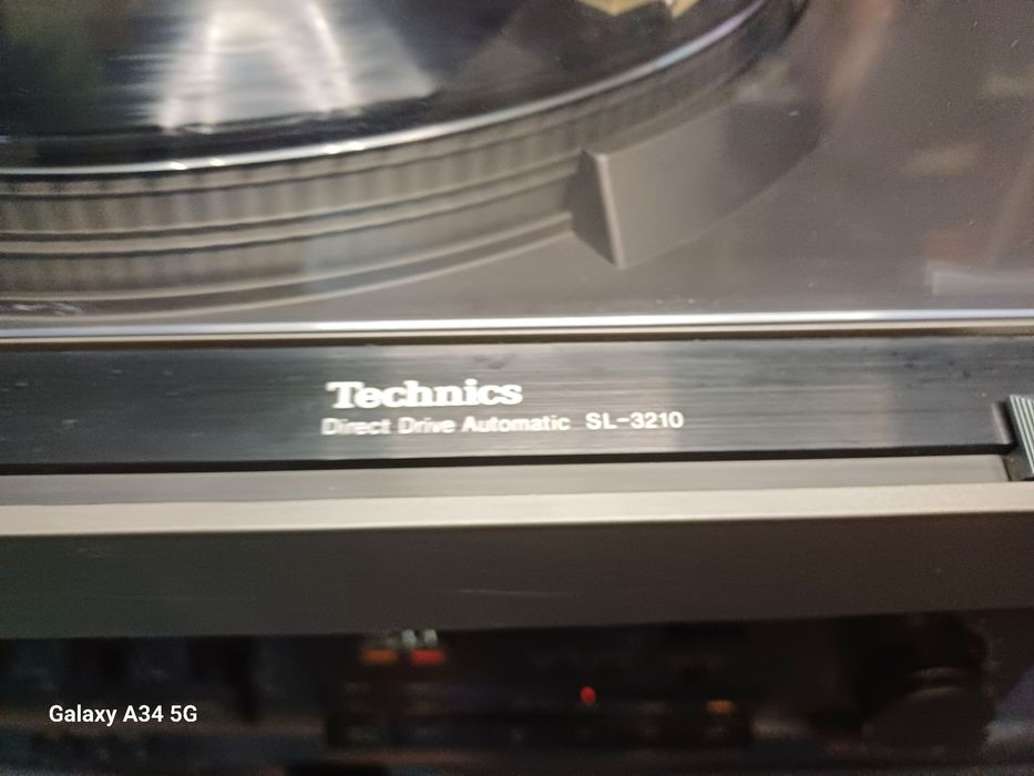 Technics sl-3210 direct drive semi automatic