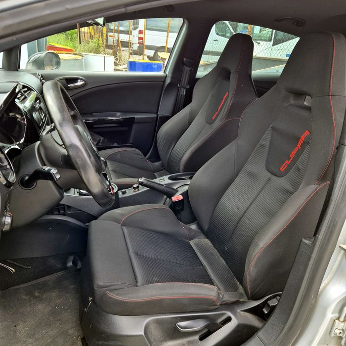 Продавам Seat Leon Cupra 1P 4x4 на части или цял