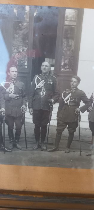 Fotografie veche în rama din lemn